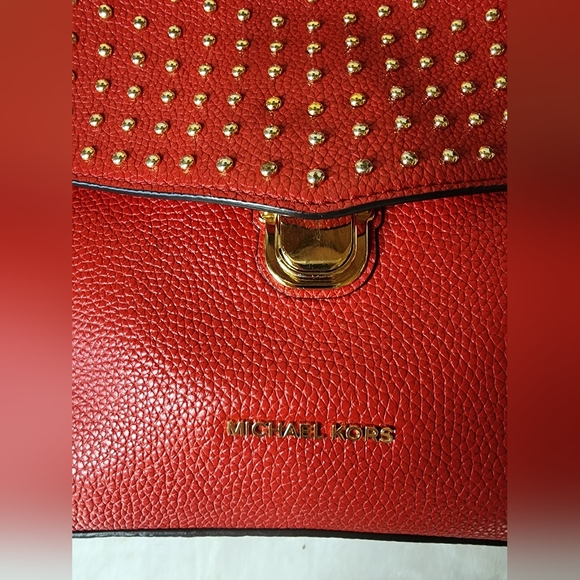NWOT Michael Kors pebble leather red studded hand or shoulder bag - Picture 6 of 13